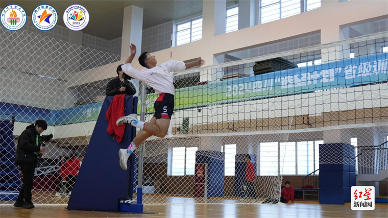 【赛车体育】排球之梦正启航！四川“选星计划” 排球项目省级训练营正式开营