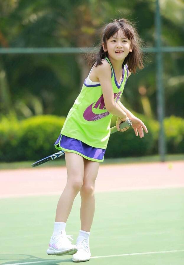 【赛车体育】国内再掀网球热！中国足球名宿为何扎堆送孩子打网球？